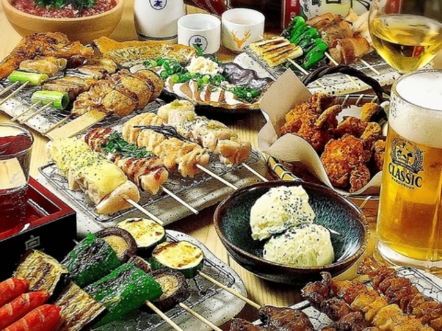 焼き鳥 炭処 鳥で通 とりでつうの写真1