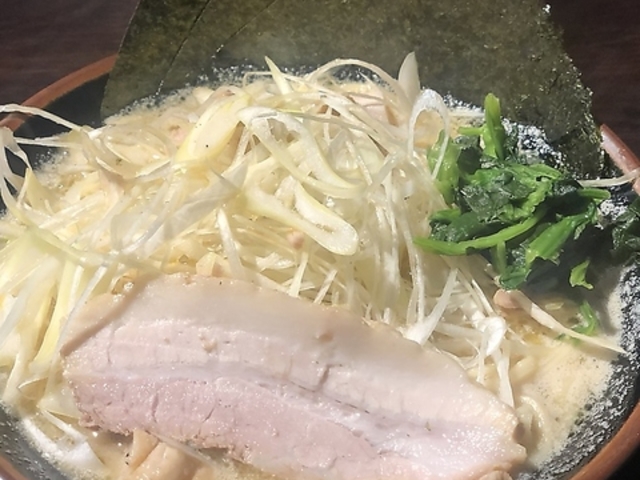 横浜家系ラーメン真田家の写真1