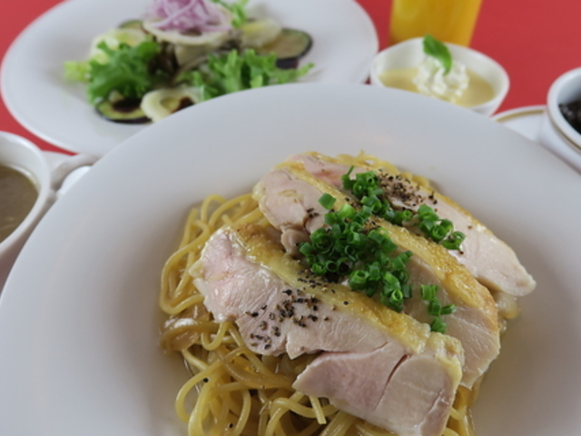 ラ・カンパーニュホテル深川の写真1