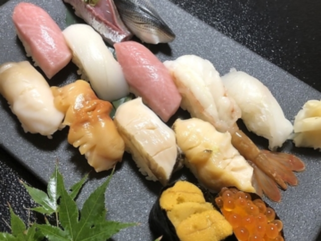 鮨 ほそ畑の写真1