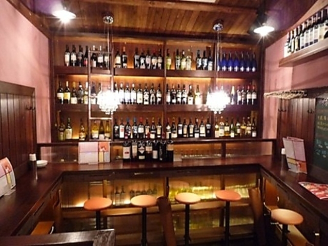 ワインバー ヤミツキ タヌキの写真1