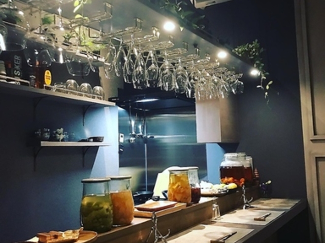 ダイニングバー ハナの写真1