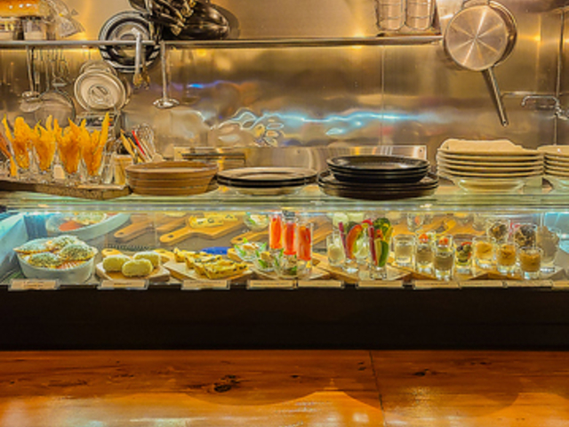 Italian bar Y イタリアンバルワイの写真1