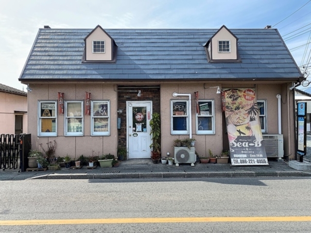 Dining Bar Sea B シービーの写真1