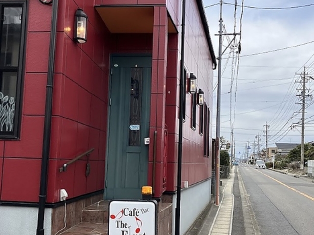 Cafe Bar The F1rst カフェ バーザ ファーストの写真1