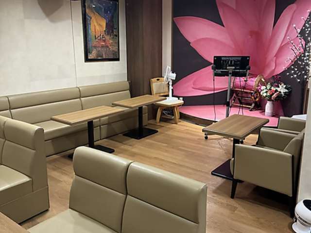 CAFEカラオケ ベリーの写真1