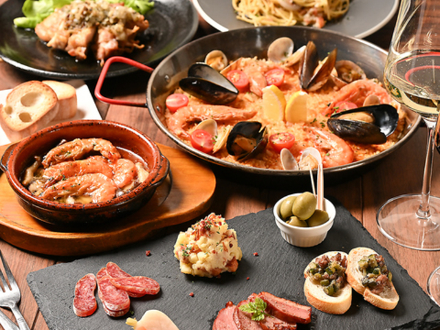 スペインバル カラモンジョイの写真1