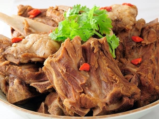 黄家薬膳紅モン羊肉 オウカヤクゼンホンモンヤンロウの写真1