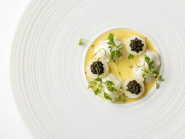 レストランひらまつ 博多の写真1