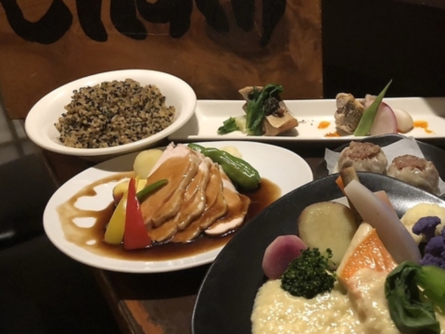 中華料理cham ちゃむ 敷地店の写真1