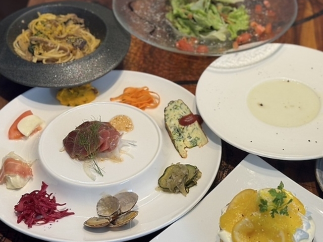 ごはんカフェ ラクエの写真1