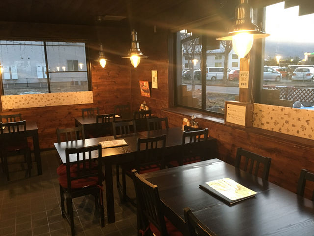 ステーキハウス モーモー 諏訪インター店