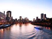大阪水上バス「アクアライナー」の写真2