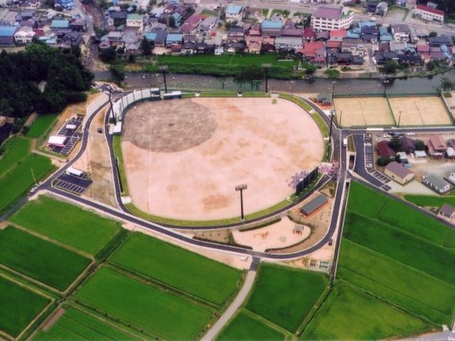 波賀総合スポーツ公園、波賀B&G海洋センターの写真1