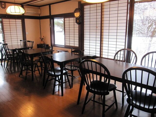 店内_庭園そば処 みさと