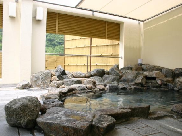 露天風呂_ふるさとセンター 竜っちゃん乃湯