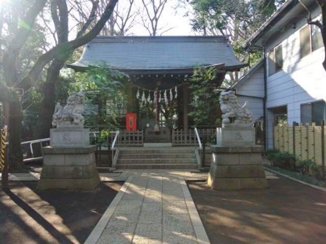 神明氷川神社の写真1