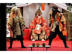 海南神社の面神楽の写真1