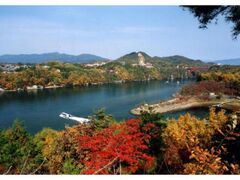 恵那峡の紅葉の写真1