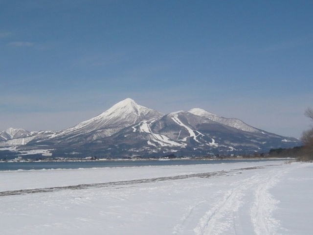 猪苗代湖(福島県猪苗代町)