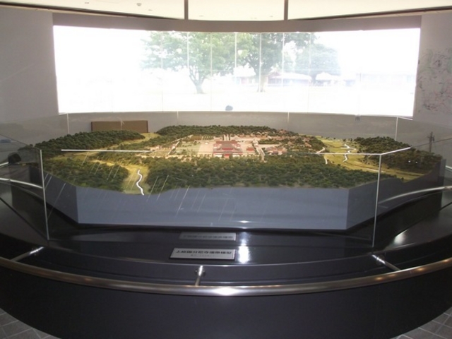 史跡上総国分尼寺跡展示館