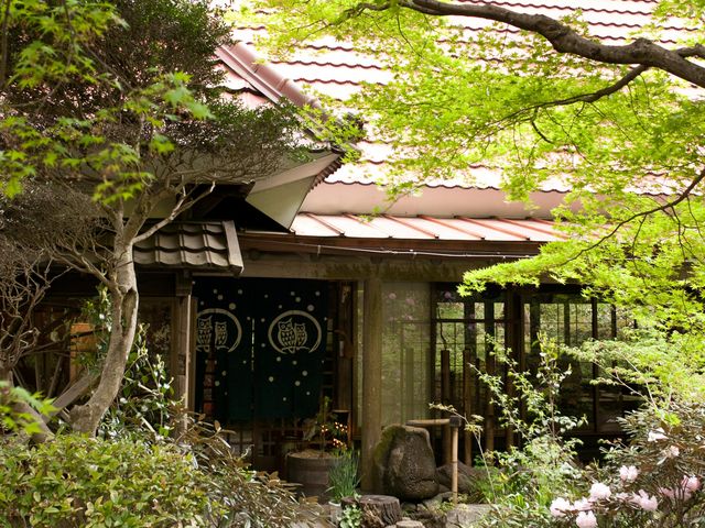 「やまめ山荘」入口_やまめ山荘
