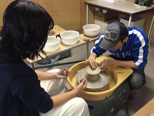 先生が丁寧に教えてくれます_陶芸工房 四季野
