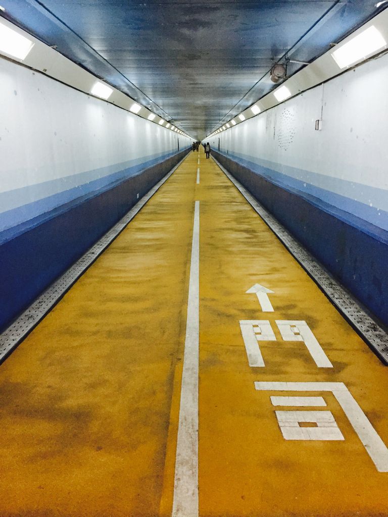 関門トンネル人道