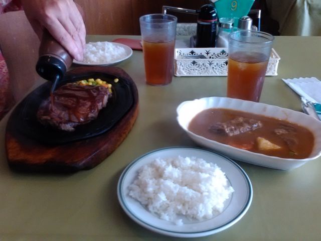 400gリブステーキとビーフシチュー_グリーン フィールド (GREEN FIELD STEAK&BEEFSTEW)