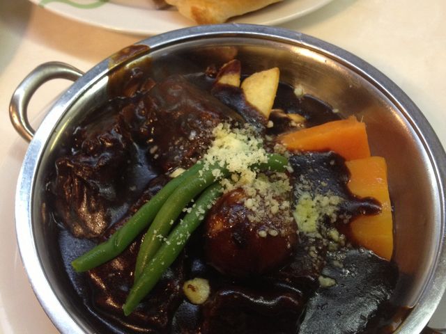 ヨシカミのビーフシチュー_洋食屋 ヨシカミ