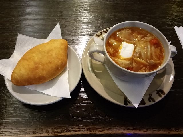 Bコース ピロシキ&ボルシチ_トロイカ