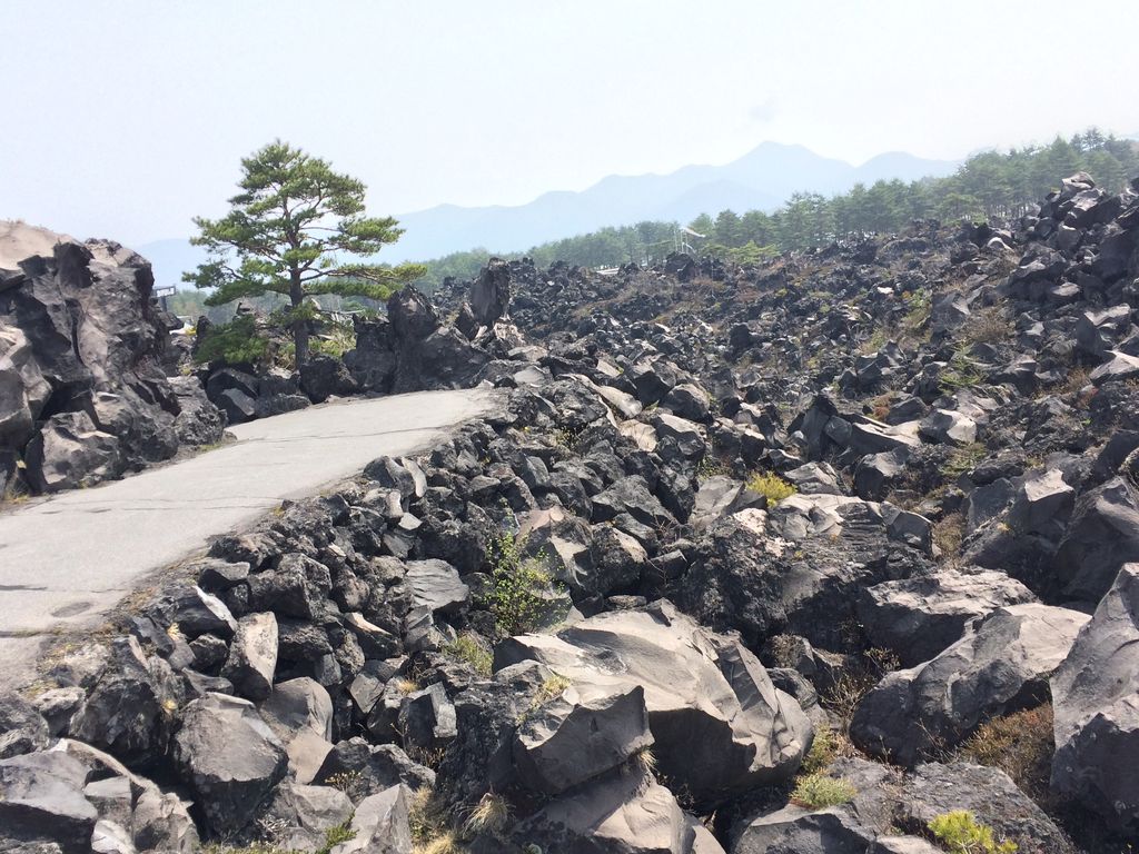 鬼押出し