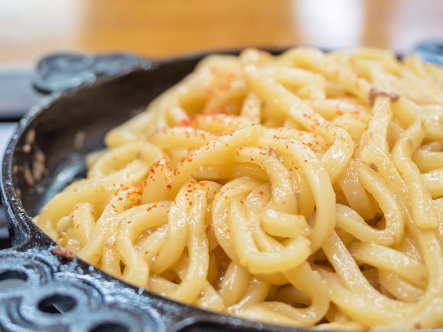 シメは焼うどんで。_松尾ジンギスカン小樽支店