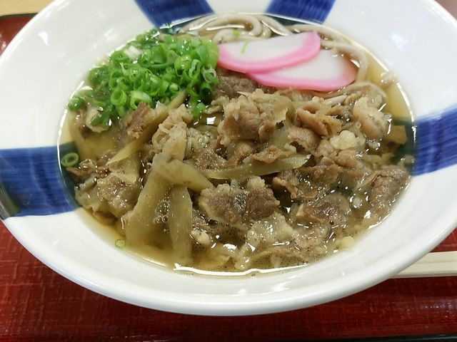 祖谷そば肉入り\650_吉野川ハイウェイオアシス