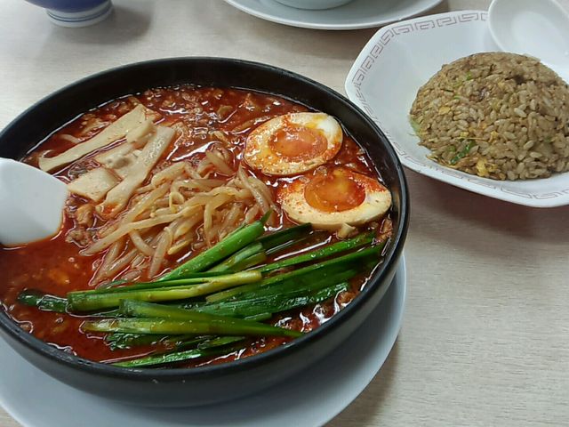 旨辛麺&チャーハン_来来亭 膳所店