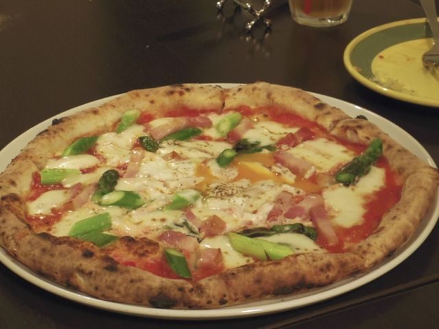 窯で焼いたピザ_ピッツェット PIZZETTO