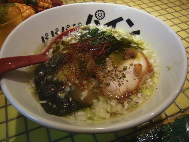 もはや西荻スタンダード_パイナップルラーメン屋さん パパパパパイン