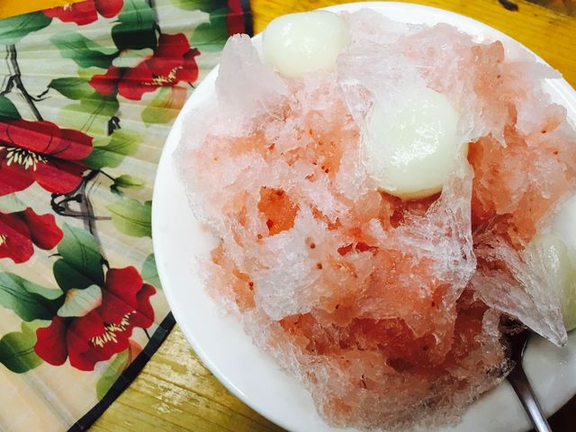 果肉の入ったカキ氷_ひろめ市場