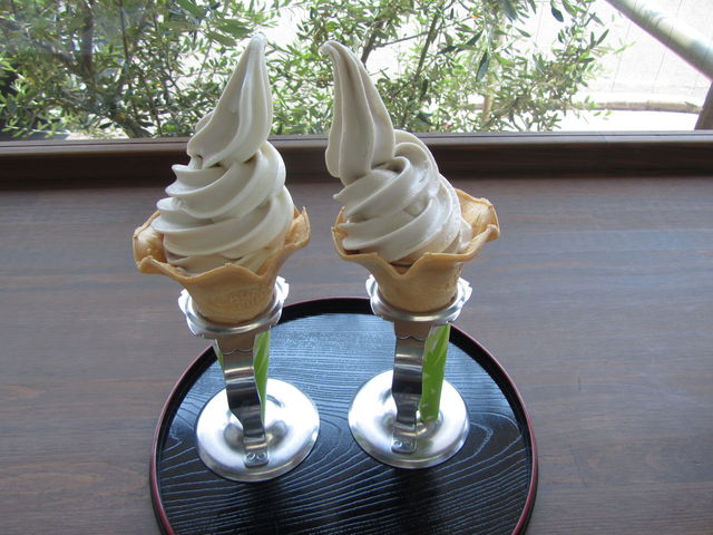美味しいソフトクリーム_くぼさんのとうふショップ