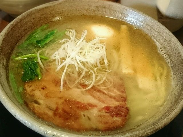 純塩ラーメン
_麺らいけん