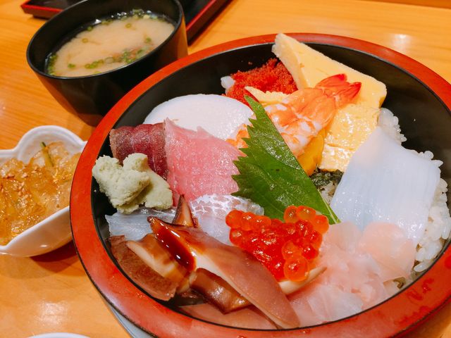 すし小川