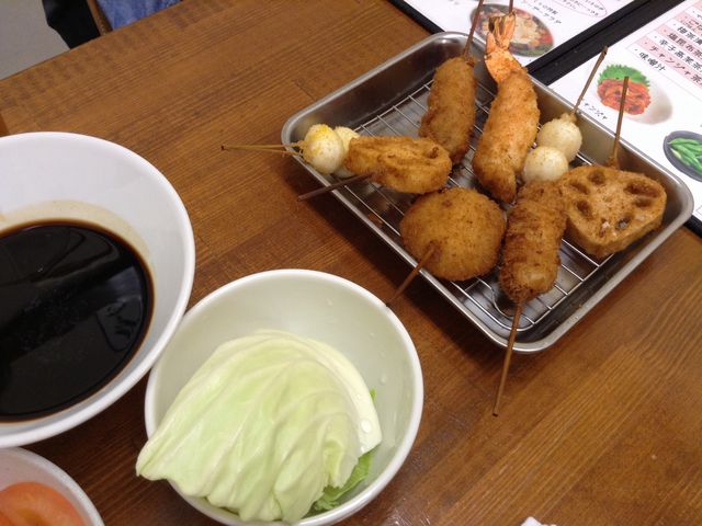 串カツとキャベツ!_串カツ さくら 南海難波店