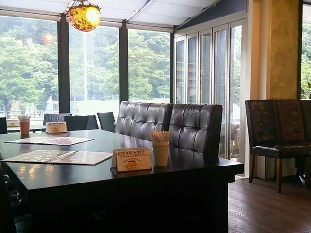 マーロウ 本店