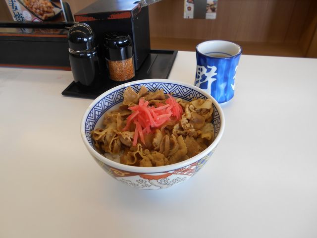 豚丼_吉野家環状通東店