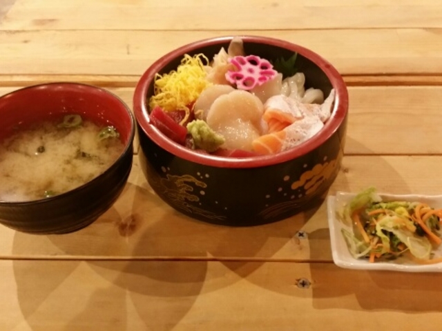 青森丼_新鮮市場