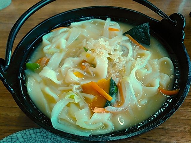 昔ながらのほうとう_喜楽食堂