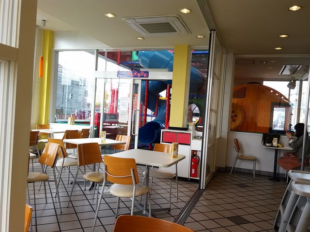 泉店2_マクドナルド秋田新国道店
