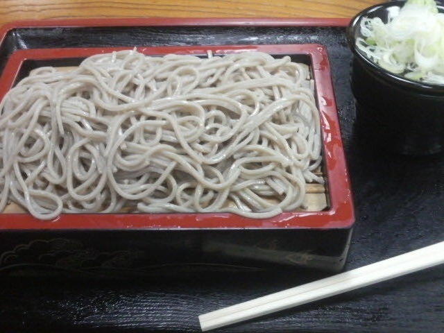 もり蕎麦・蕎麦湯も付きました_さめず 鈴乃家