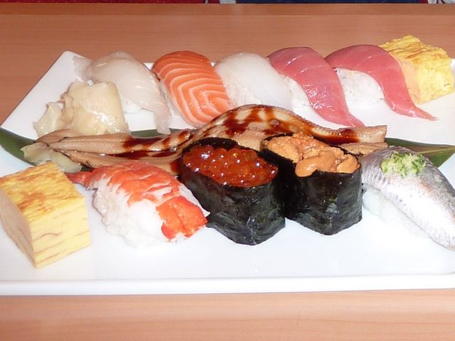 ネタがデカイ_魚がし鮨沼津港店