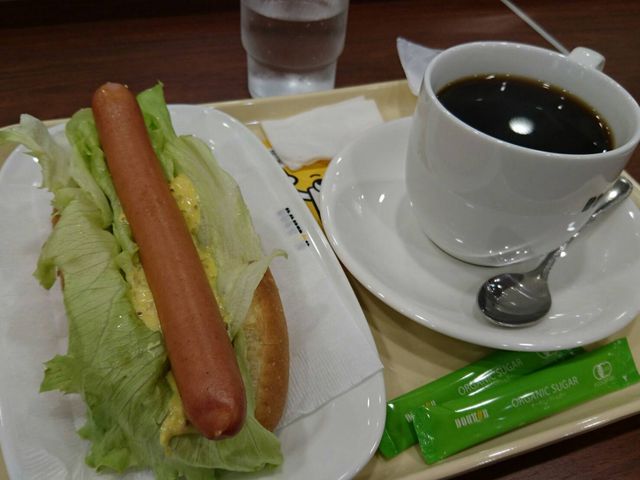 ホットドッグとコーヒー_ドトールコーヒーショップ静岡パルシェ店